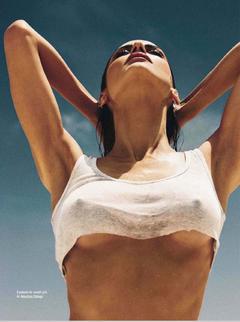 Ariadne Artiles hard nipples