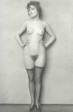Tallulah Bankhead fully nude in stockings shows her tits and hairy bush