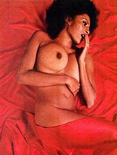 Busty Pam Grier topless