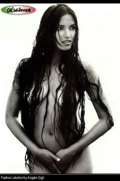 Padma Lakshmi posing nude cover her pussy