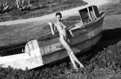 Aida Becheanu fully nude in nature