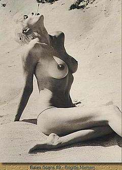 Bridgette Nielsen smoking