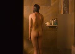 Esom Lee shows her nude ass in Scarlet Innocence
