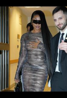 Megan Thee Stallion see through to boobs paparazzu photo before the runway of Roberto Cavalli