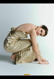 Alison Oliver - Elle, UK - January 2026