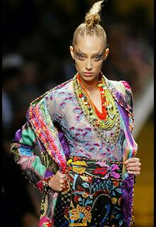 Talytha Pugliesi see through runway photo