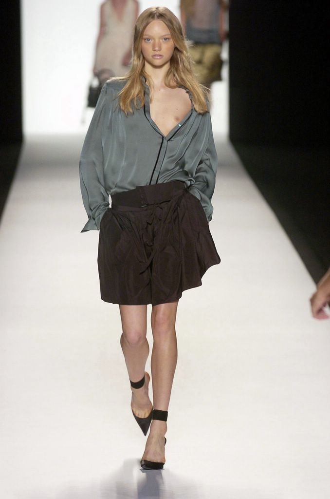 Gemma Ward titslip runway image