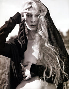 Blonde russian actress Svetlana Khodchenkova topless
