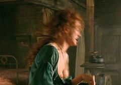Cameron Diaz tit slip at Gangs of New York