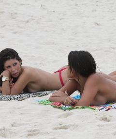 Patricia Jordana tanning topless