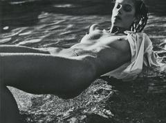 Barbara di Creddo naked black-&-white image