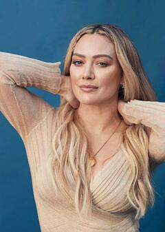 Hilary Duff - Bustle 2022