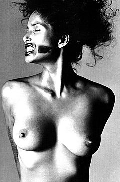 Indian actress Padma Lakshmi nude tits