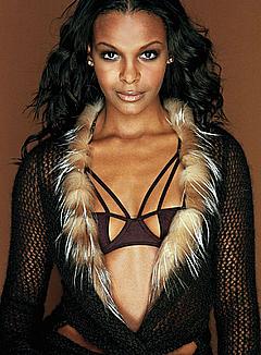 Nackt Samantha Mumba  Jordana Brewster