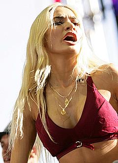 Pia Mia Perez at 2015 Life Is Beautiful Festival in Las Vegas