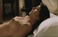 Stephanie Leonidas nude tits