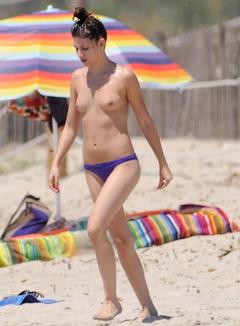 Ursula Corbero topless on a beach paparazzi photo