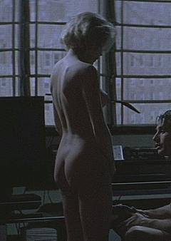 Sharon Stone fully nude in Sliver