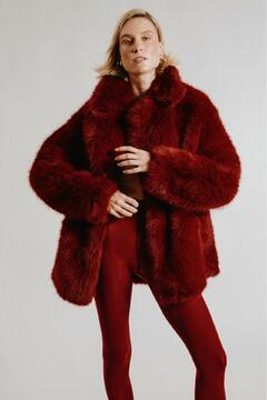 Kim Hnizdo - Levin Lee for BLONDE Magazine - November 2025
