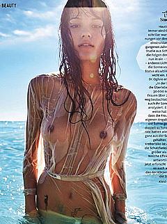 Keilani Asmuslooks nude in wet fully transoarent dress