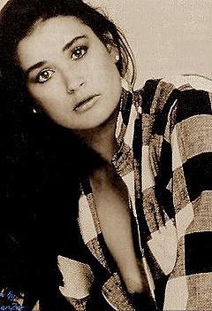 Young Demi Moore nude tit