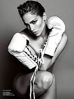 Jennifer Lopez as naked boxer