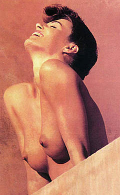 Famke Janssen topless