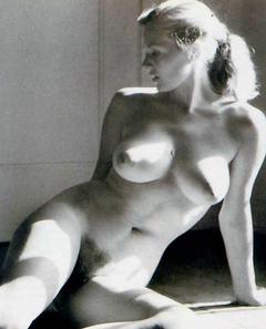 Nackt Elizabeth Davidovich  Elizabeth Davidovich