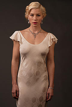 Jessica Biel in tight dress