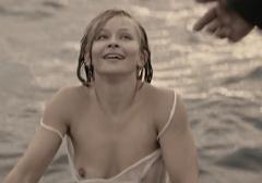 Russian actress Yuliya Peresild nude tits in Zuleikha otkrivaet glaza