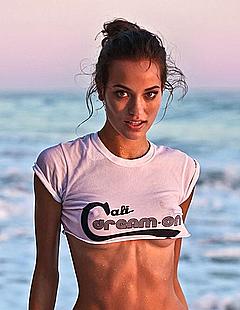 Keilani Asmus hard nipples under wet top