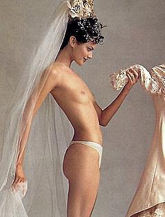 Shalom Harlow topless mag scan