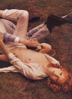 Karen Elson topless photo