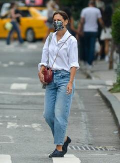Katie Holmes out in NYC