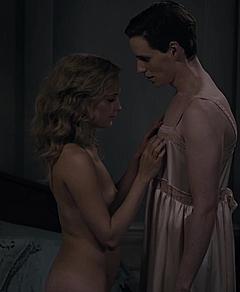 Alicia Vikander naked in La Chica Danesa