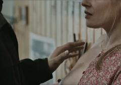 Anja Schneider nipples at Als wir traumten