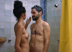 Amandyra nude in a shower at Greice