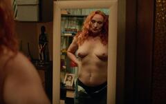 Elena Novikova topless in a mirror at Ya ne shuchu