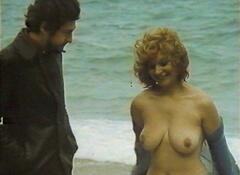 Greek actress Sasa Kastoura topless at Oi apanthropoi