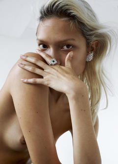 Charlotte Carey topless photo