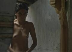 Lucia Bedoya topless at Yo, imposible