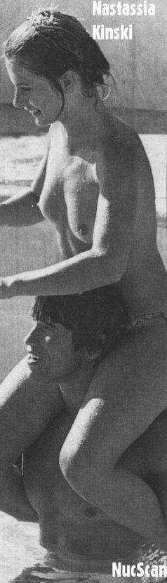 Nastassja Kinski topless