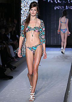 Karmen Pedaru in bikini runway photo