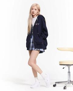 Rose (Blackpink) - 5252 - 2022 Campaign