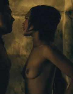 Black Cynthia Addai-Robinson topless in Spartacus Vengeance