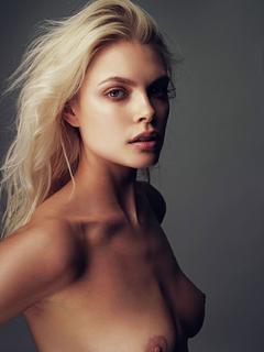 Masha Gutic ( Philippova ) nude tits