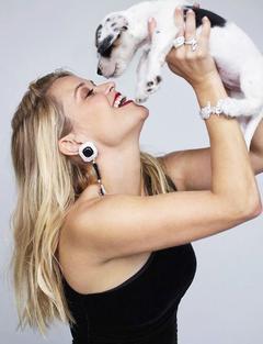 Reese Witherspoon with doggy