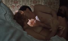 Barbara de Rossi topless in Jours tranquilles a clichy