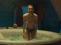 Leonie Dahan-Lamort topless at Tout fout le camp