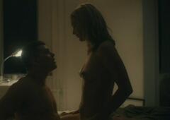 Frederikke Dahl Hansen topless at En af os ryster
